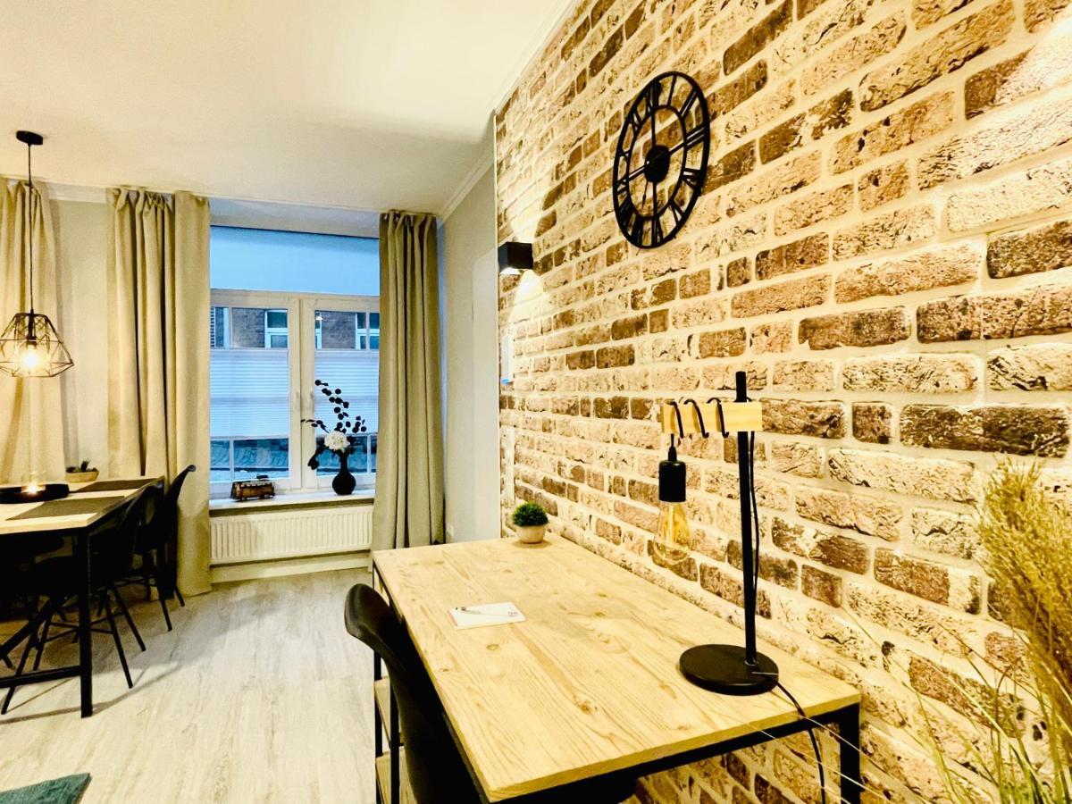 Schoene Ferienwohnungen Teilweise Mit Dachterrasse Im Herzen Von Итцехое Екстериор снимка